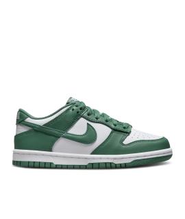 NIKE Низкие кроссовки / кеды