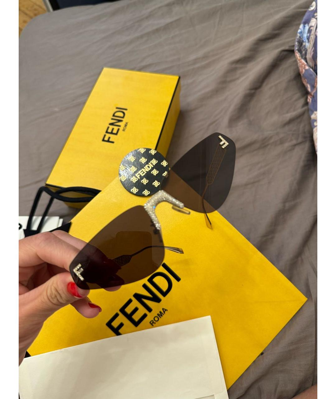 FENDI Золотые металлические солнцезащитные очки, фото 7