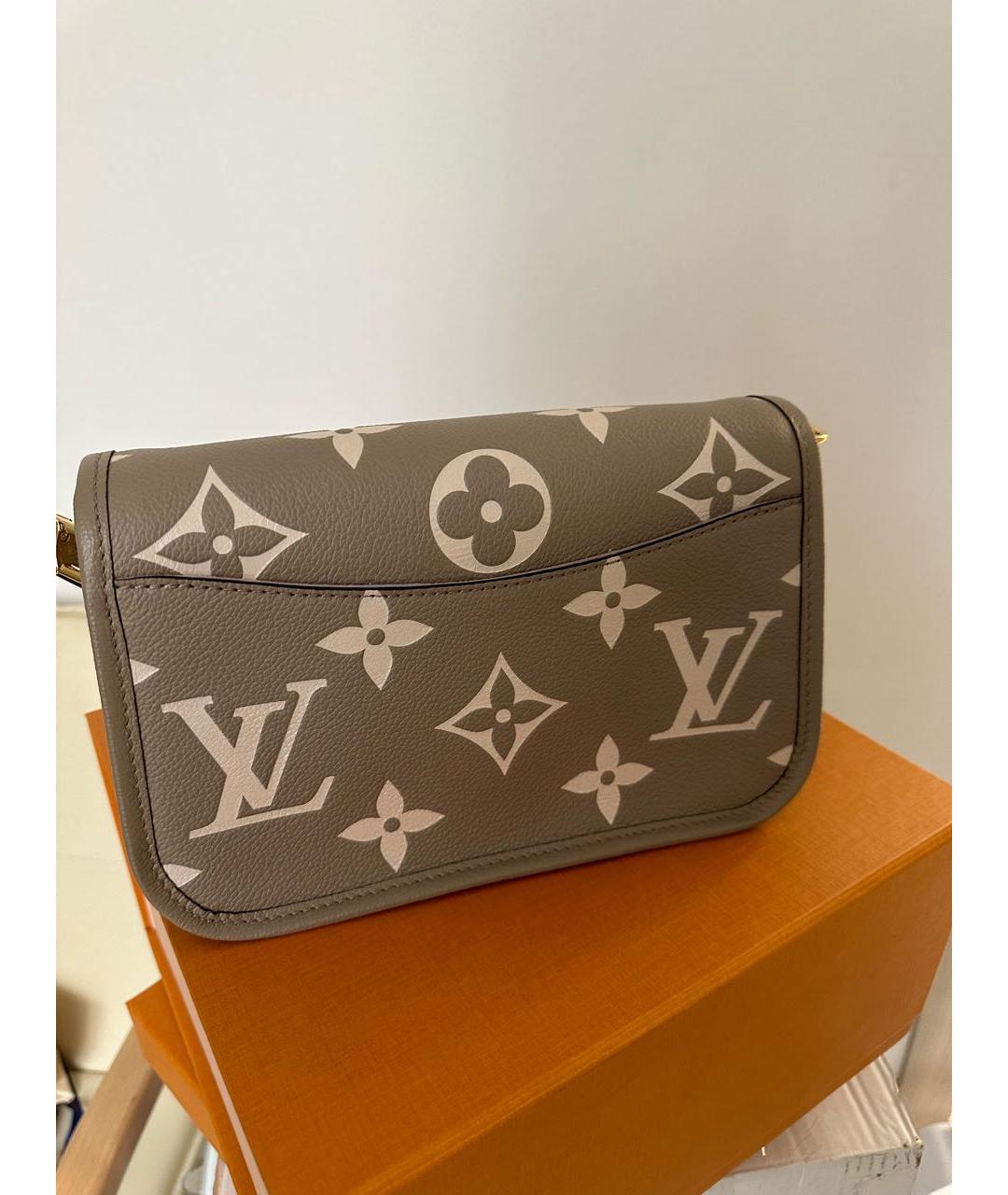 LOUIS VUITTON Бежевая кожаная сумка через плечо, фото 2