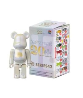 BEARBRICK Скульптура