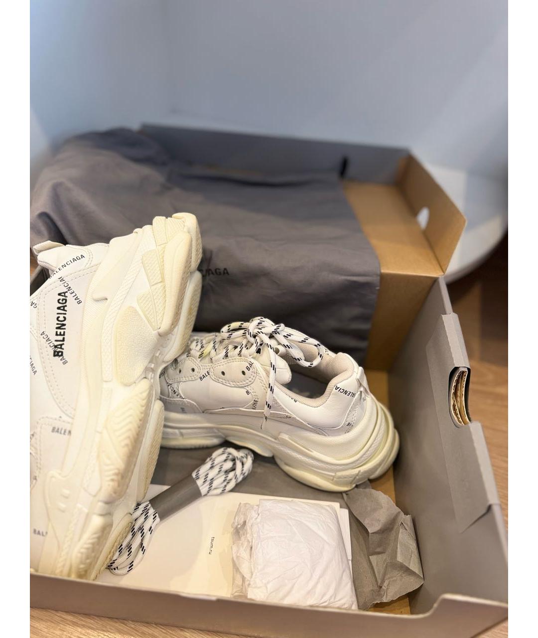 BALENCIAGA Белые кожаные кроссовки, фото 6