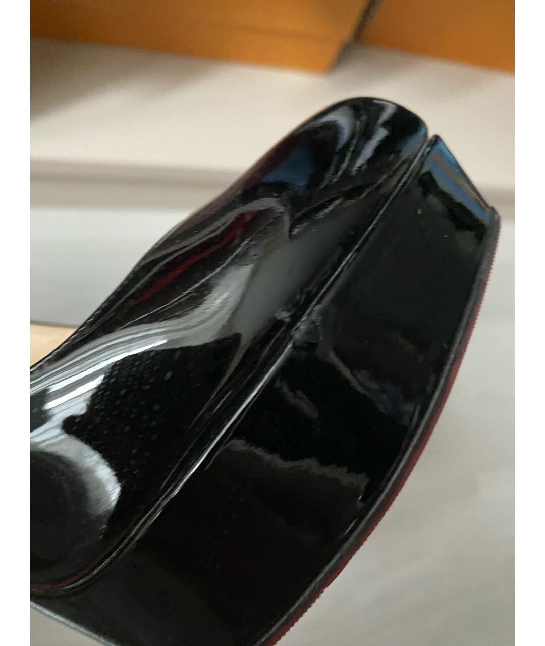 CHRISTIAN LOUBOUTIN Черные туфли из лакированной кожи, фото 6