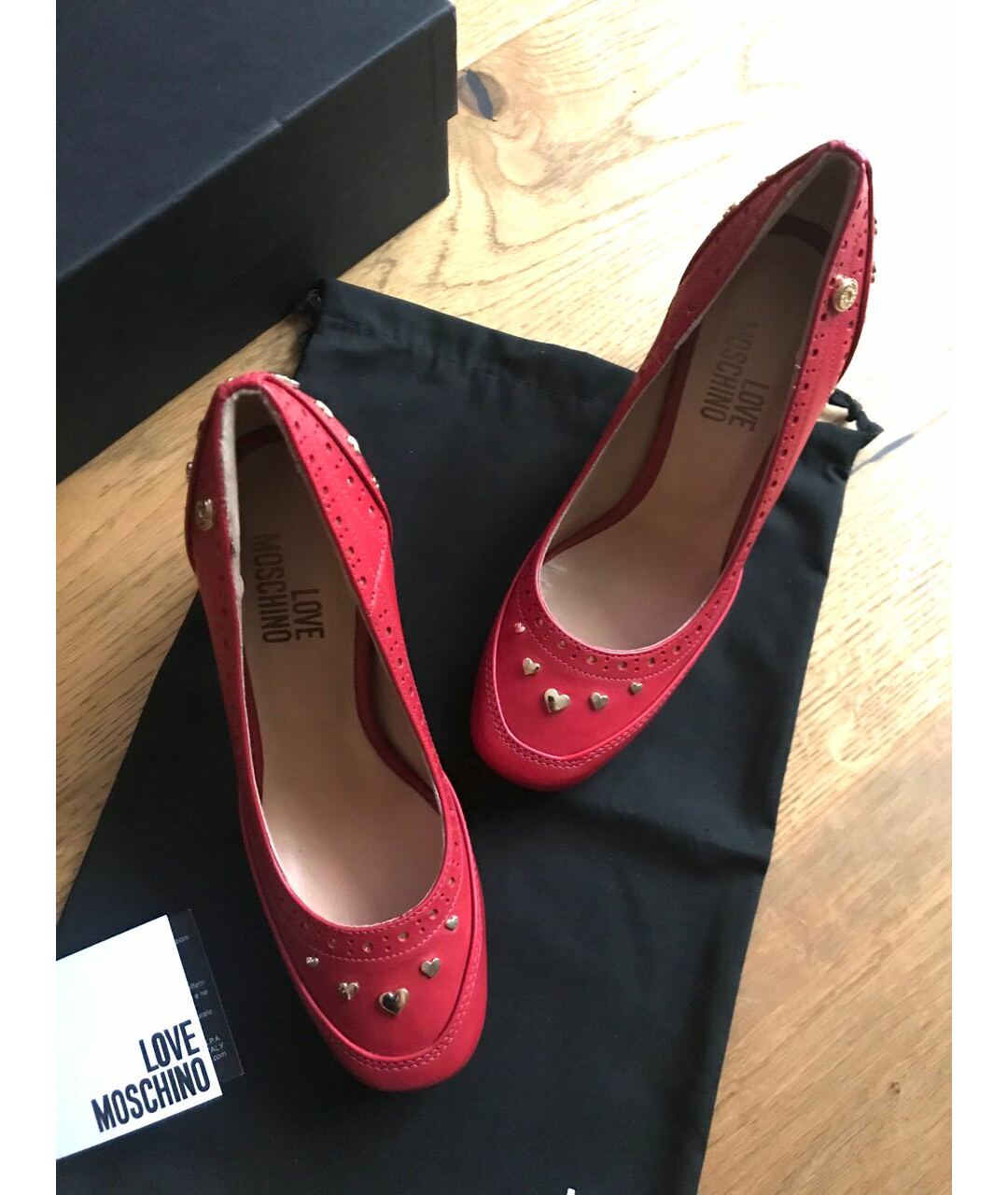 LOVE MOSCHINO Красные кожаные туфли, фото 2