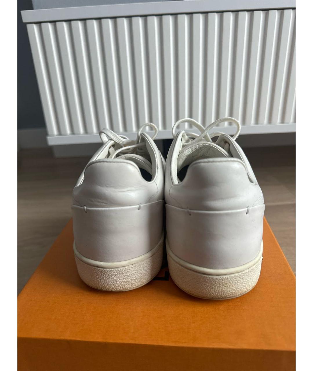 LOUIS VUITTON Белые кожаные кеды, фото 4