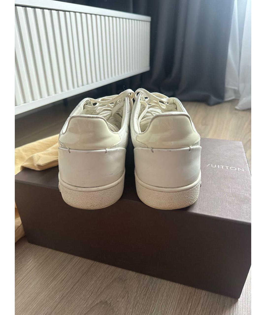 LOUIS VUITTON Белые кожаные кеды, фото 4