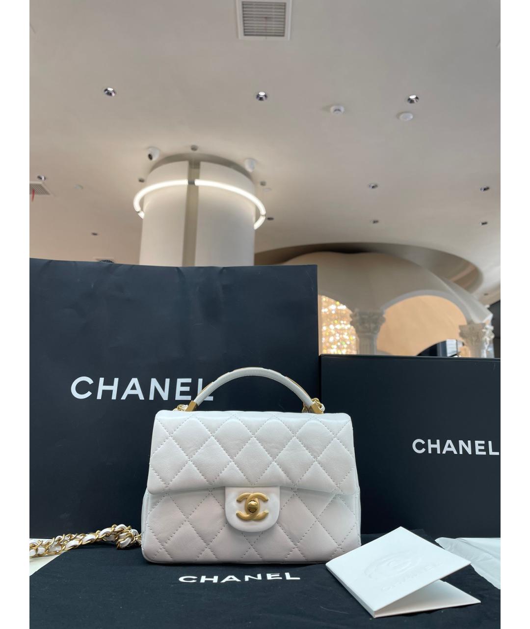 CHANEL Белая кожаная сумка с короткими ручками, фото 9