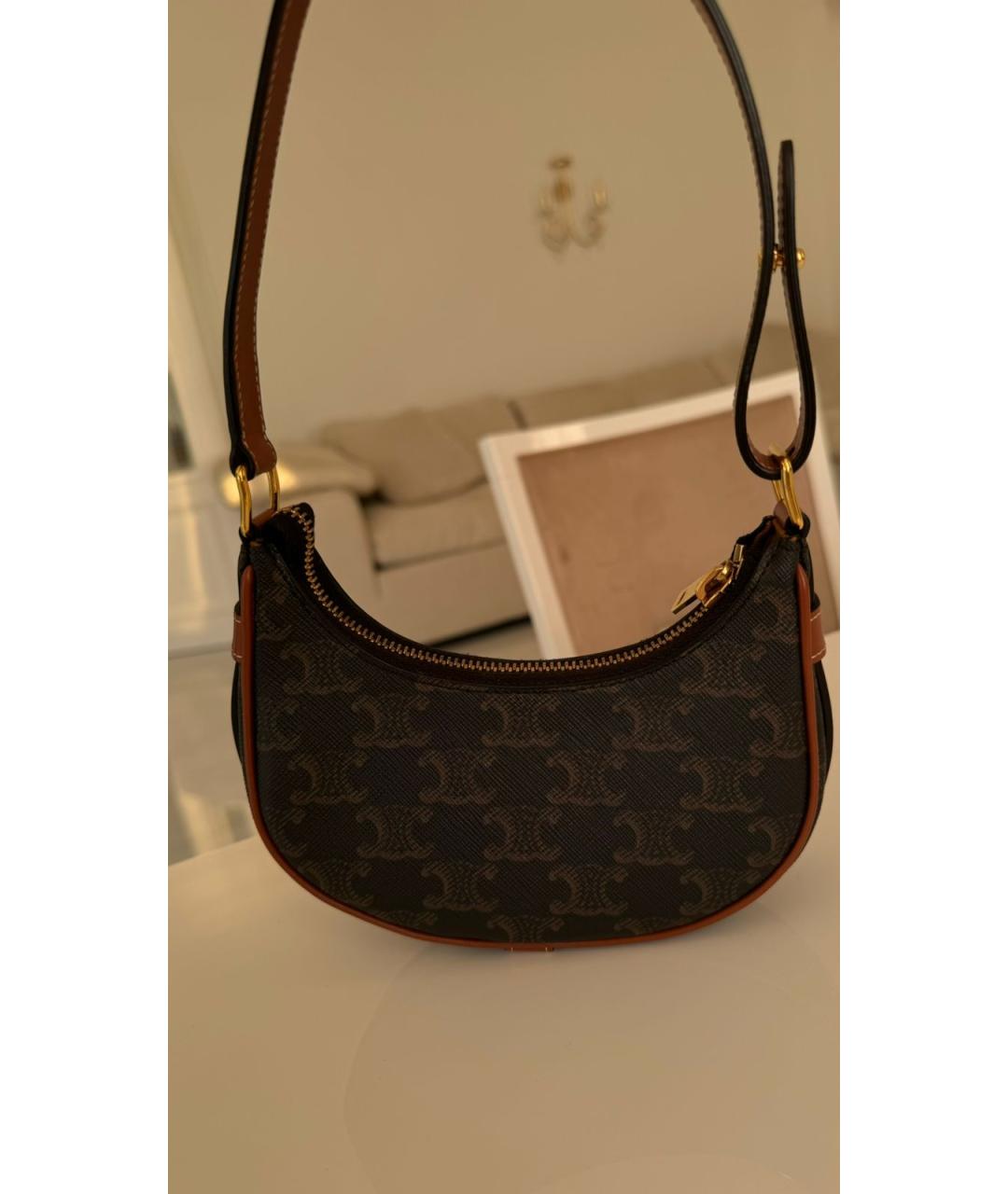 CELINE Коричневая кожаная сумка с короткими ручками, фото 3