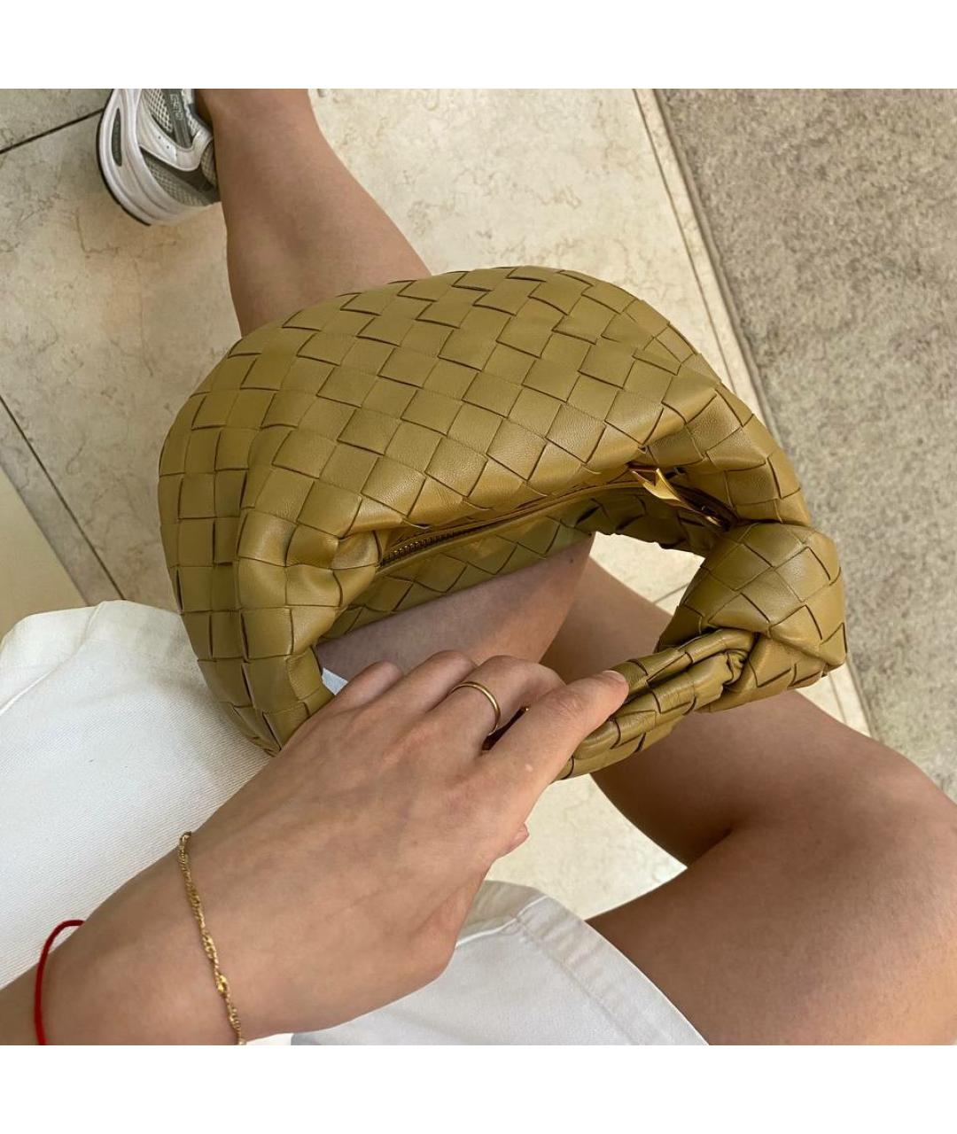 BOTTEGA VENETA Бежевая кожаная сумка с короткими ручками, фото 2