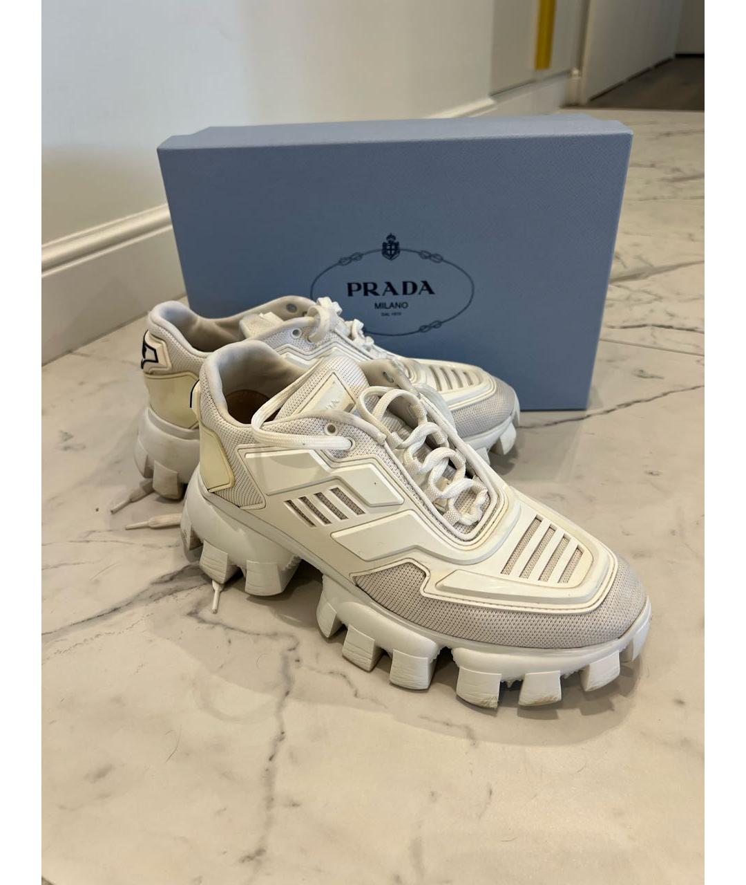 PRADA Белые кожаные кроссовки, фото 2