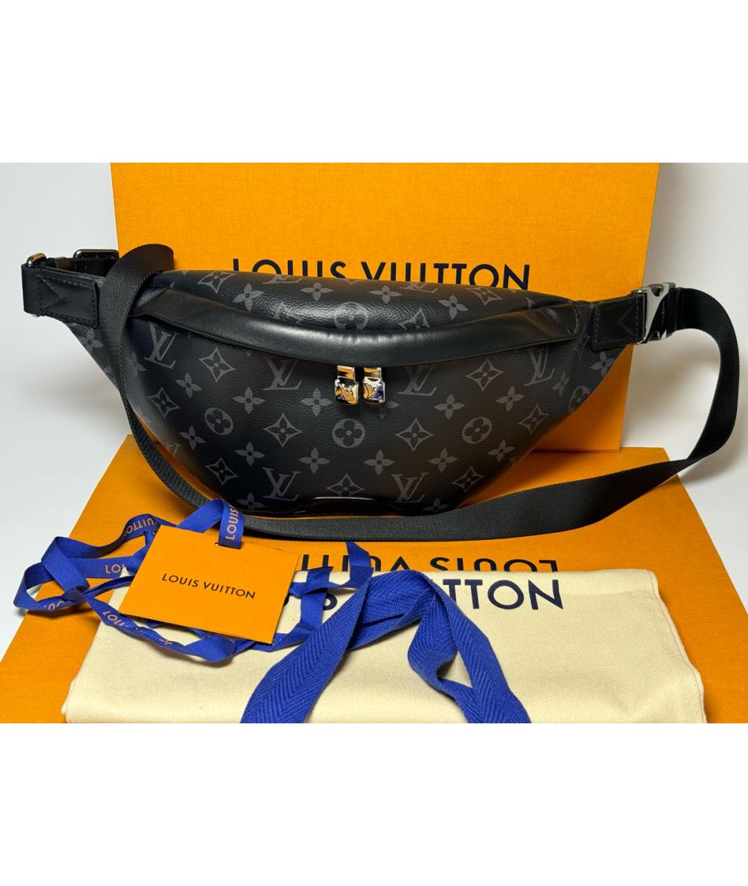 LOUIS VUITTON Черная кожаная поясная сумка, фото 4