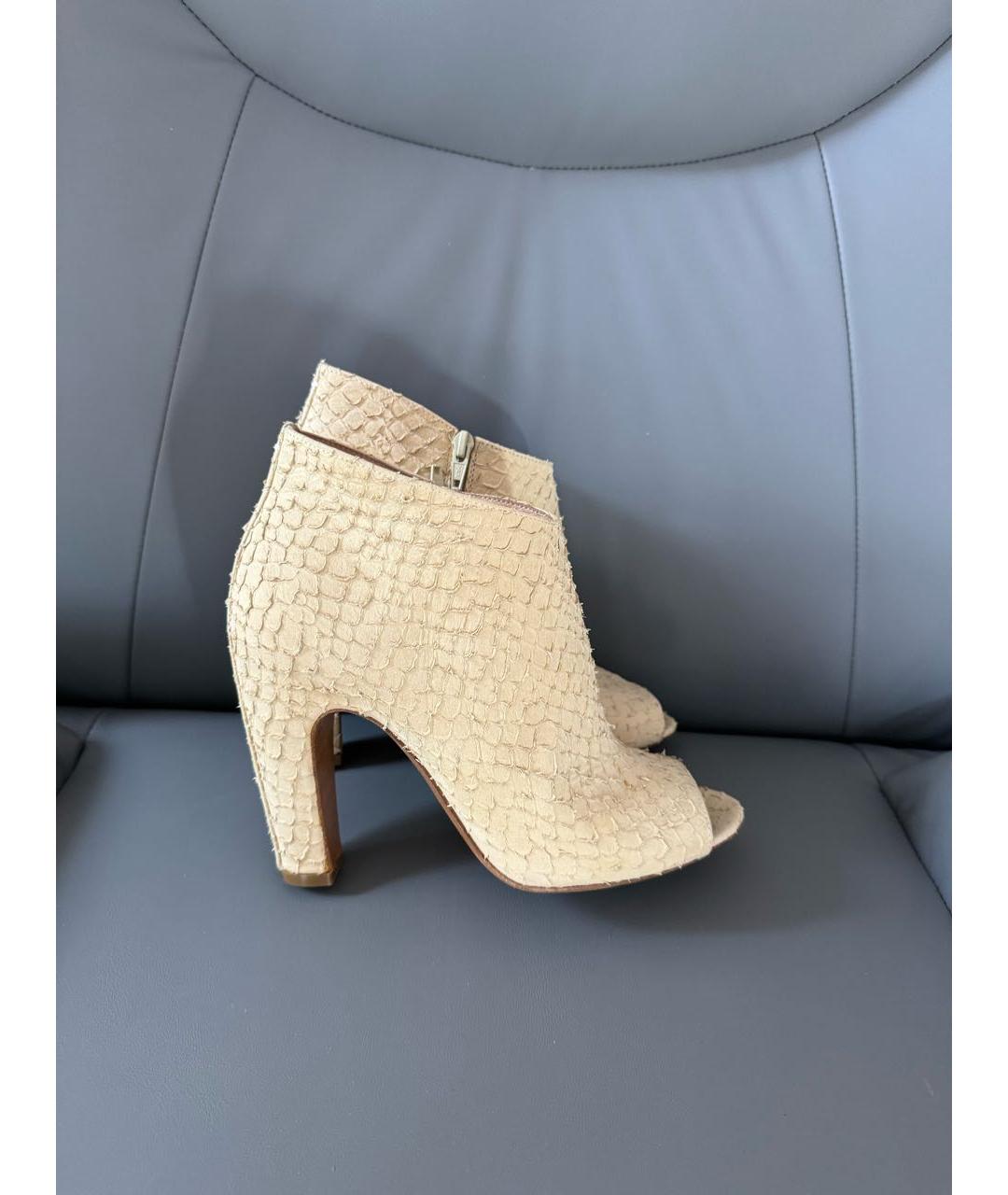 MAISON MARGIELA Бежевые ботинки из экзотической кожи, фото 7