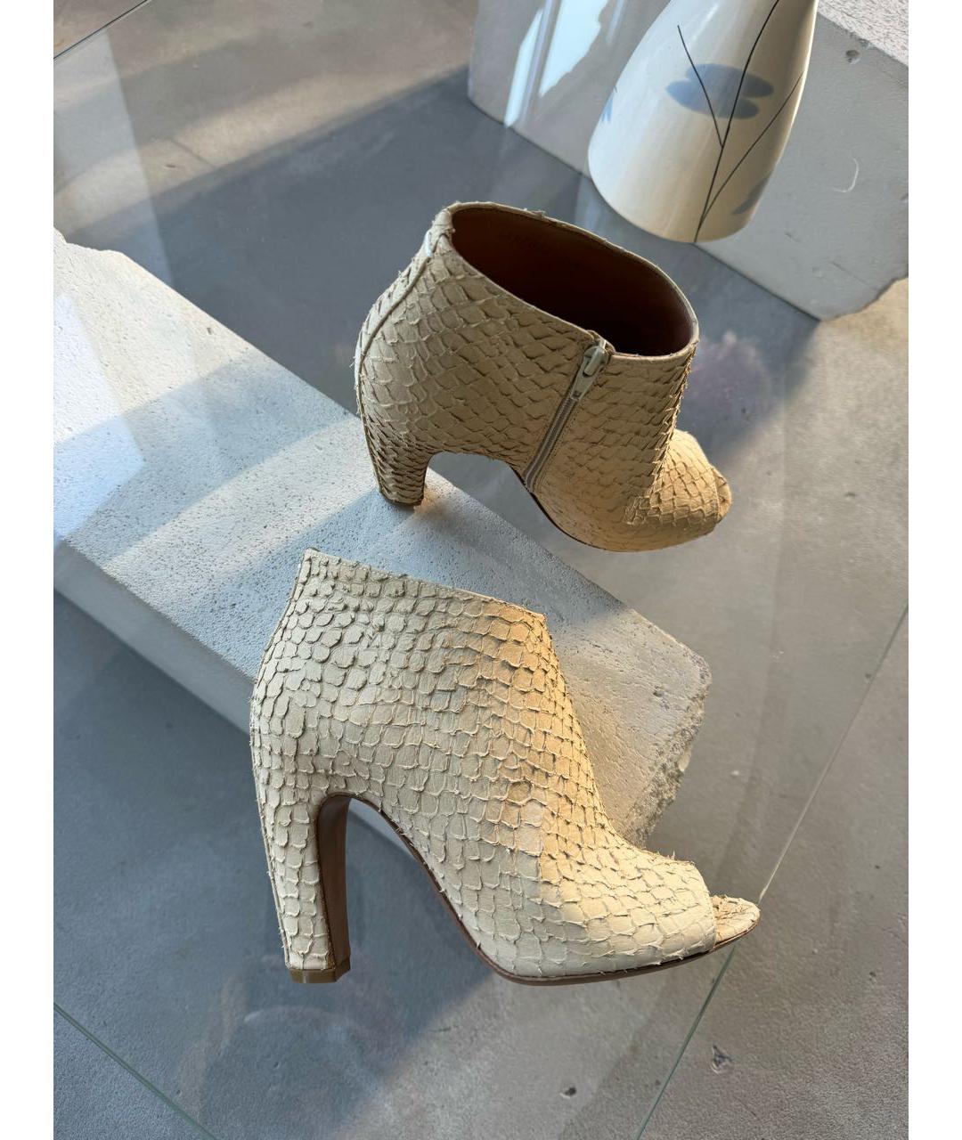 MAISON MARGIELA Бежевые ботинки из экзотической кожи, фото 4