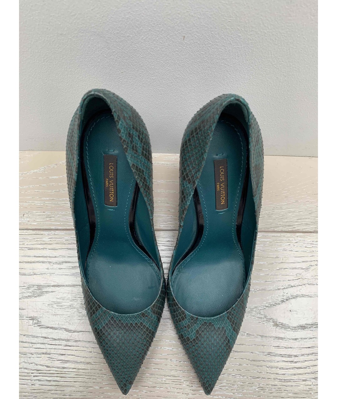 LOUIS VUITTON PRE-OWNED Зеленые туфли из экзотической кожи, фото 3