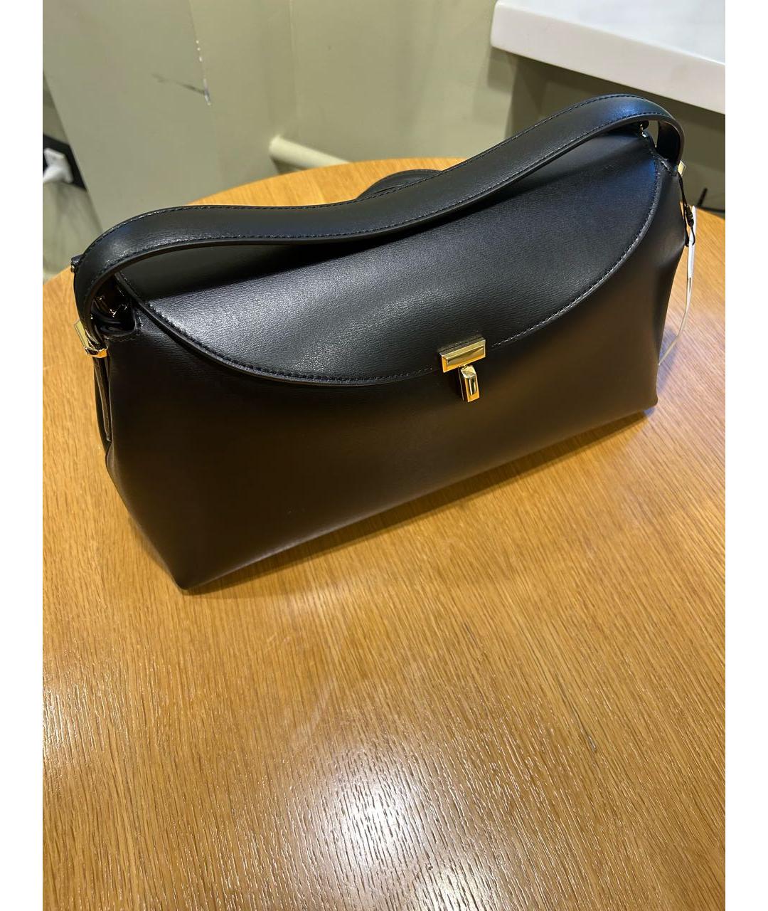 TOTEME Черная кожаная сумка через плечо, фото 2