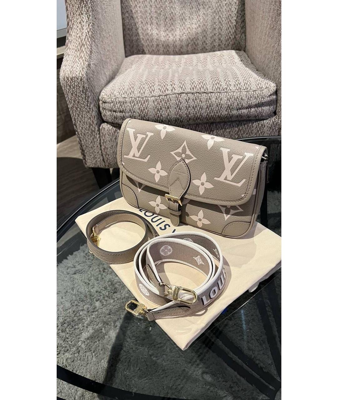 LOUIS VUITTON Бежевая кожаная сумка через плечо, фото 5