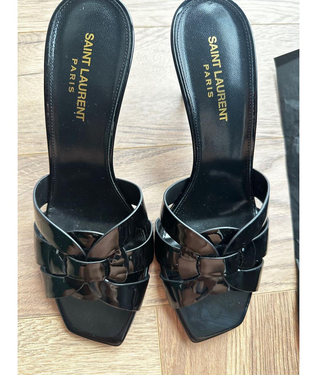 SAINT LAURENT Черные мюли из лакированной кожи, фото 5