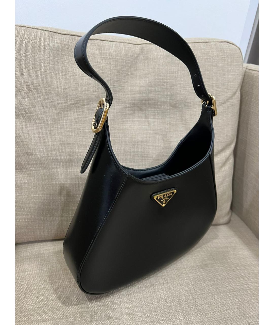 PRADA Черная кожаная сумка через плечо, фото 2