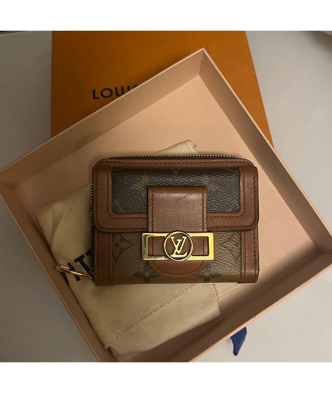 LOUIS VUITTON Коричневый кожаный кошелек, фото 2