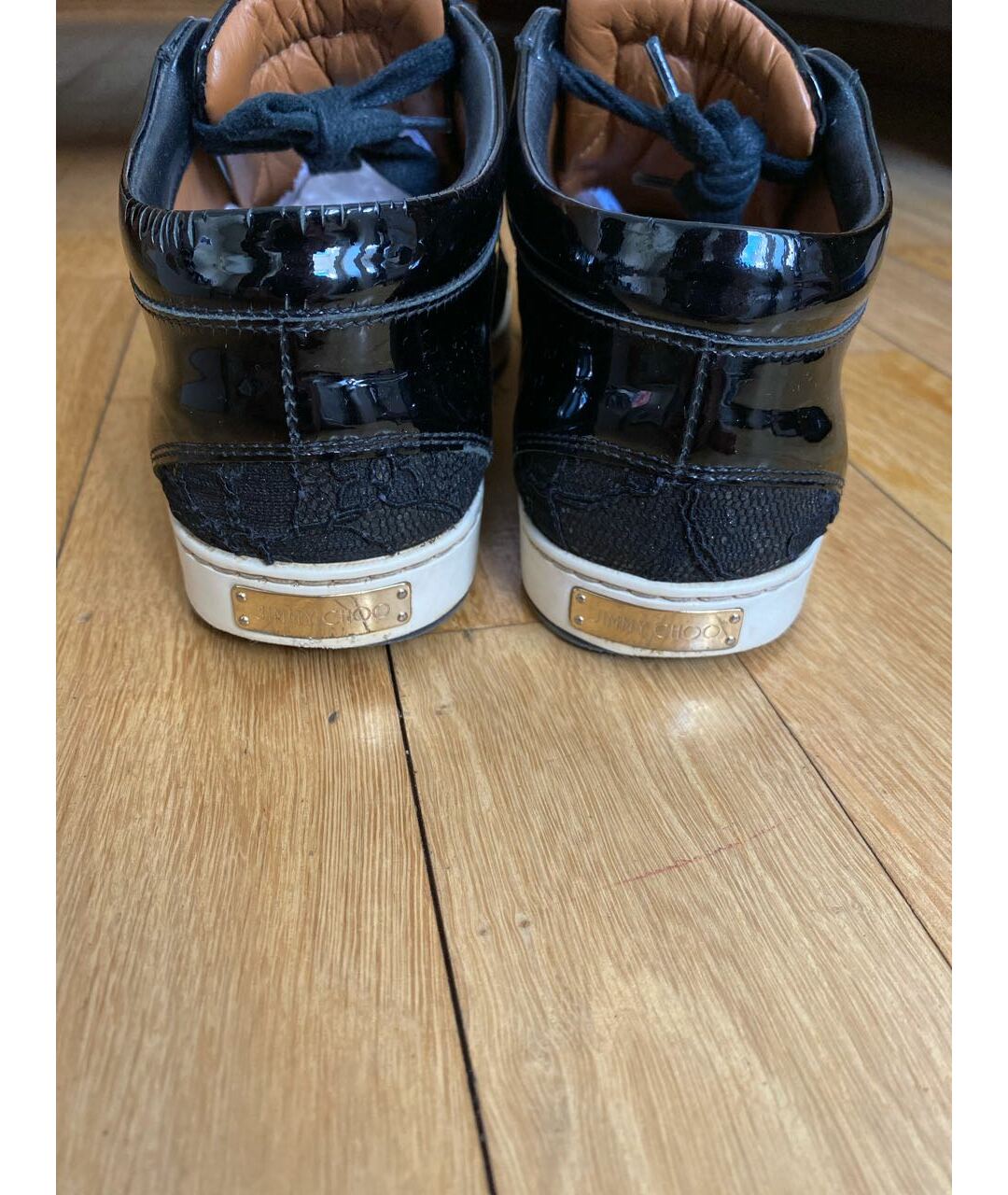 JIMMY CHOO Черные ботинки из лакированной кожи, фото 4