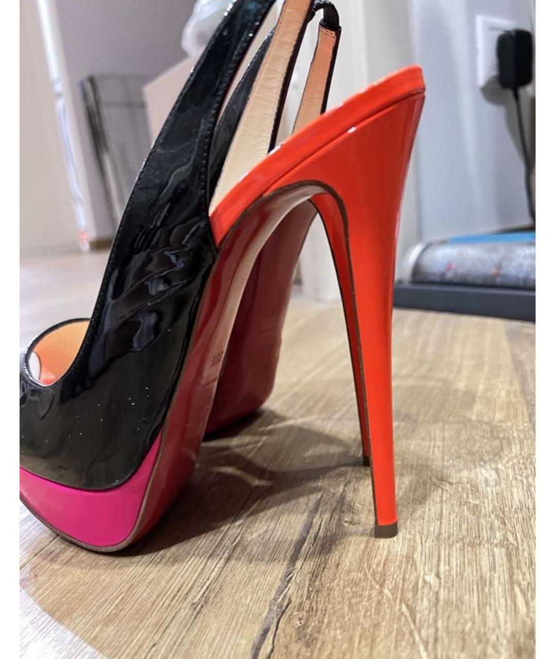 CHRISTIAN LOUBOUTIN Мульти босоножки из лакированной кожи, фото 4