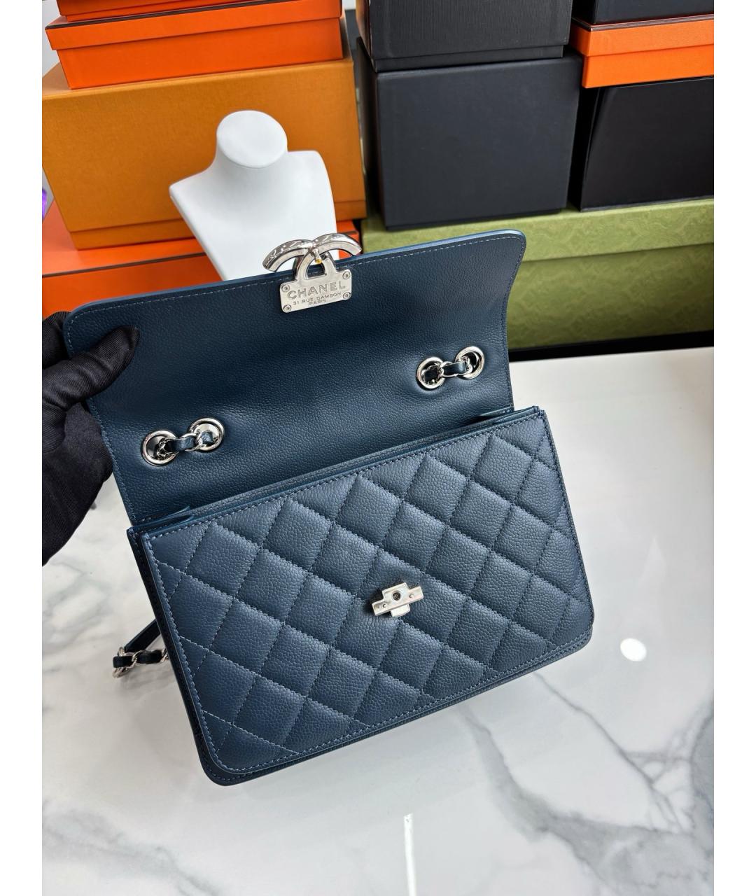 CHANEL Голубая кожаная сумка через плечо, фото 8