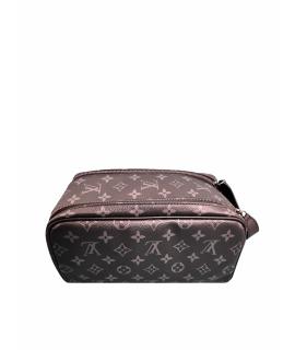 LOUIS VUITTON Барсетка