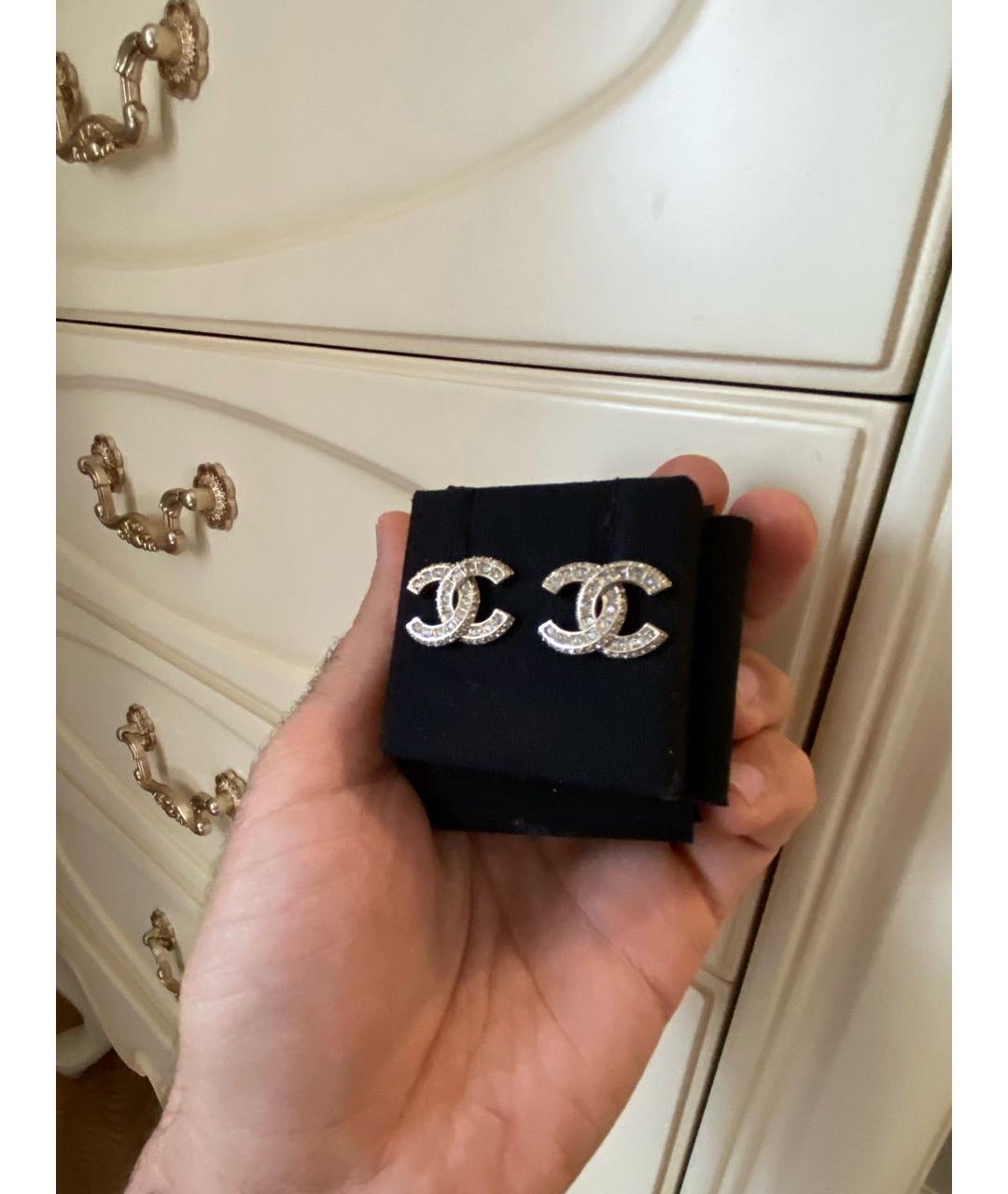 CHANEL Золотые серьги, фото 2