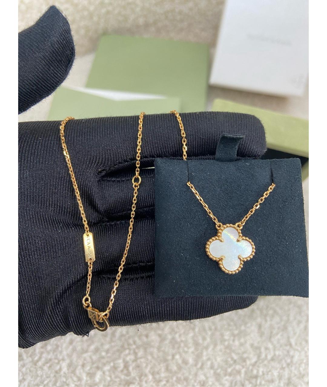 VAN CLEEF & ARPELS Белая подвеска из желтого золота, фото 3