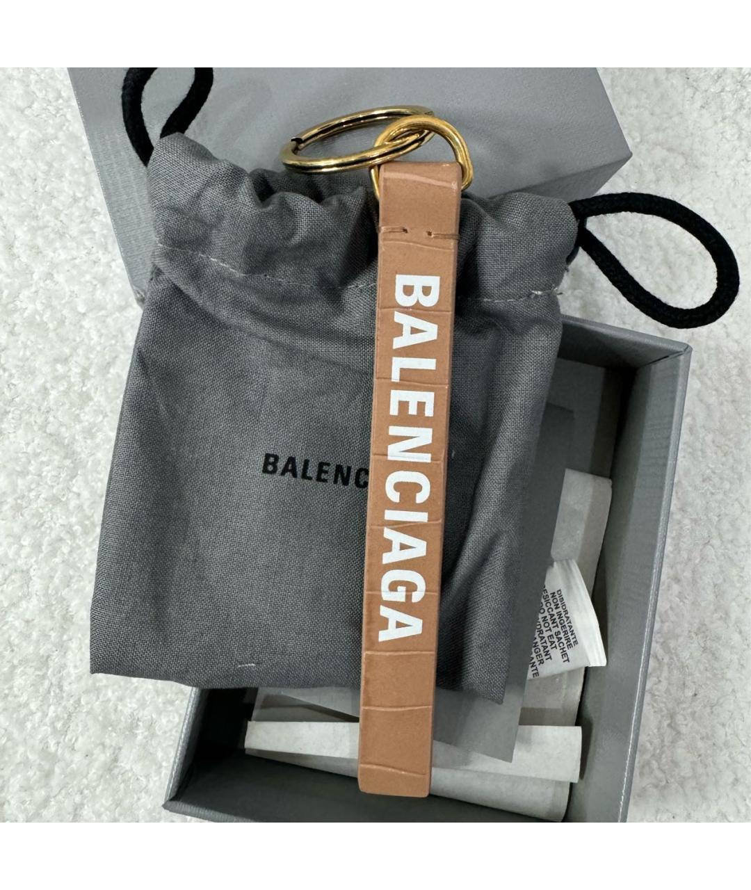 BALENCIAGA Бежевый брелок, фото 3