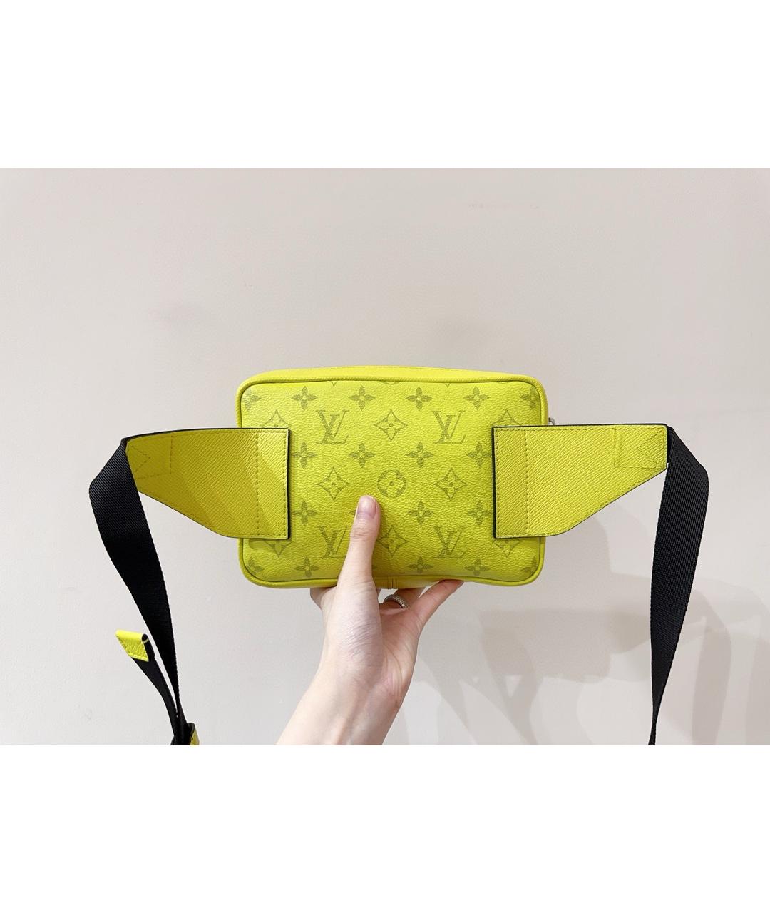 LOUIS VUITTON Желтая кожаная поясная сумка, фото 2