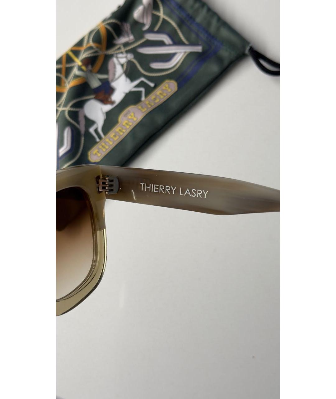 THIERRY LASRY Бежевые пластиковые солнцезащитные очки, фото 3