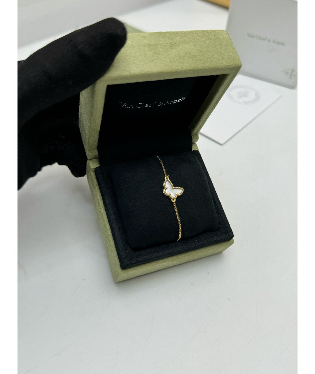 VAN CLEEF & ARPELS Белый браслет из желтого золота, фото 2