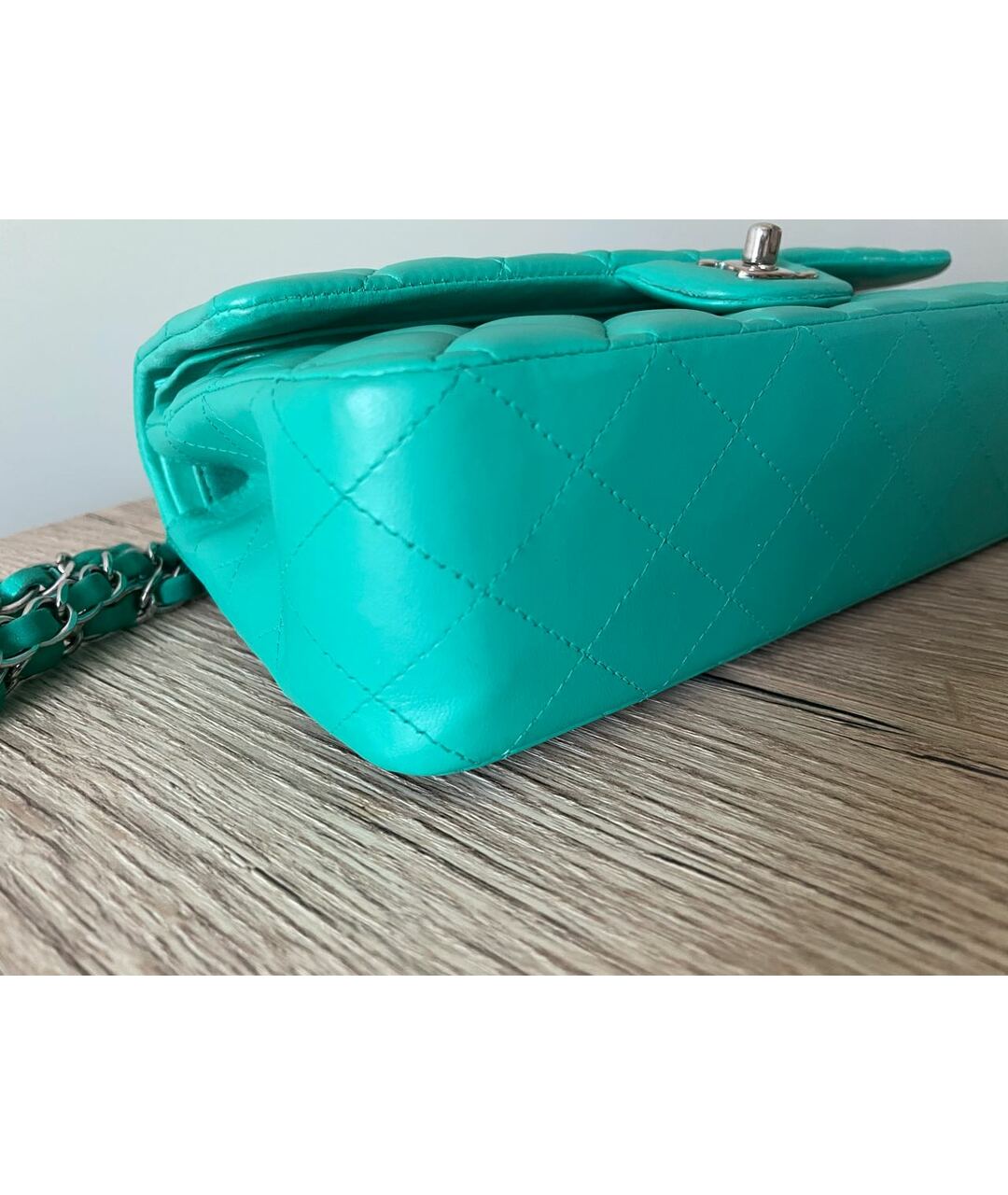 CHANEL Салатовая кожаная сумка тоут, фото 6