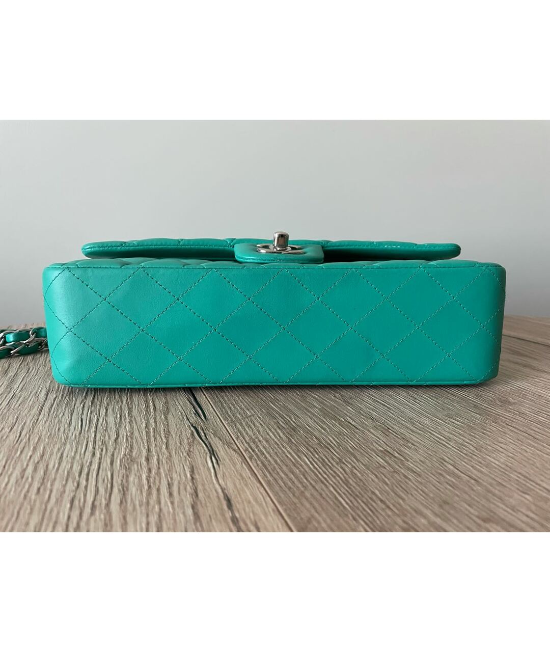 CHANEL Салатовая кожаная сумка тоут, фото 5