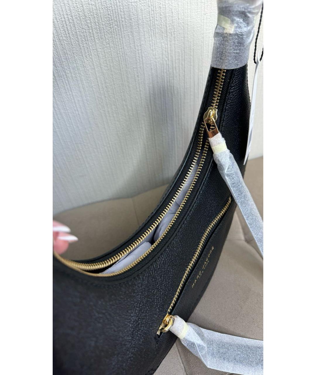 MARC JACOBS Черная кожаная сумка с короткими ручками, фото 4