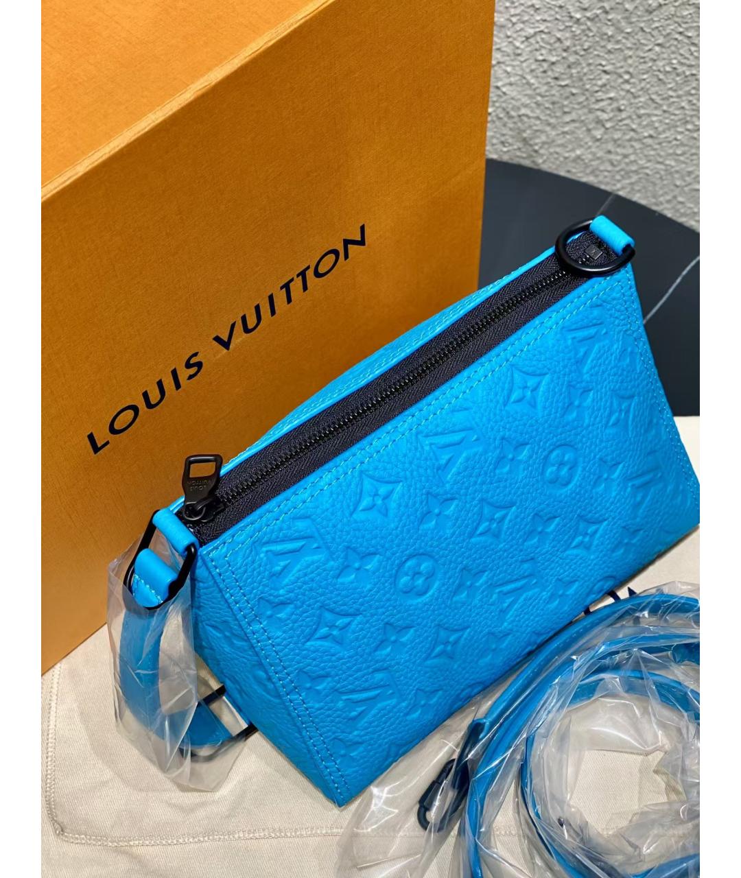 LOUIS VUITTON Голубая сумка через плечо, фото 8