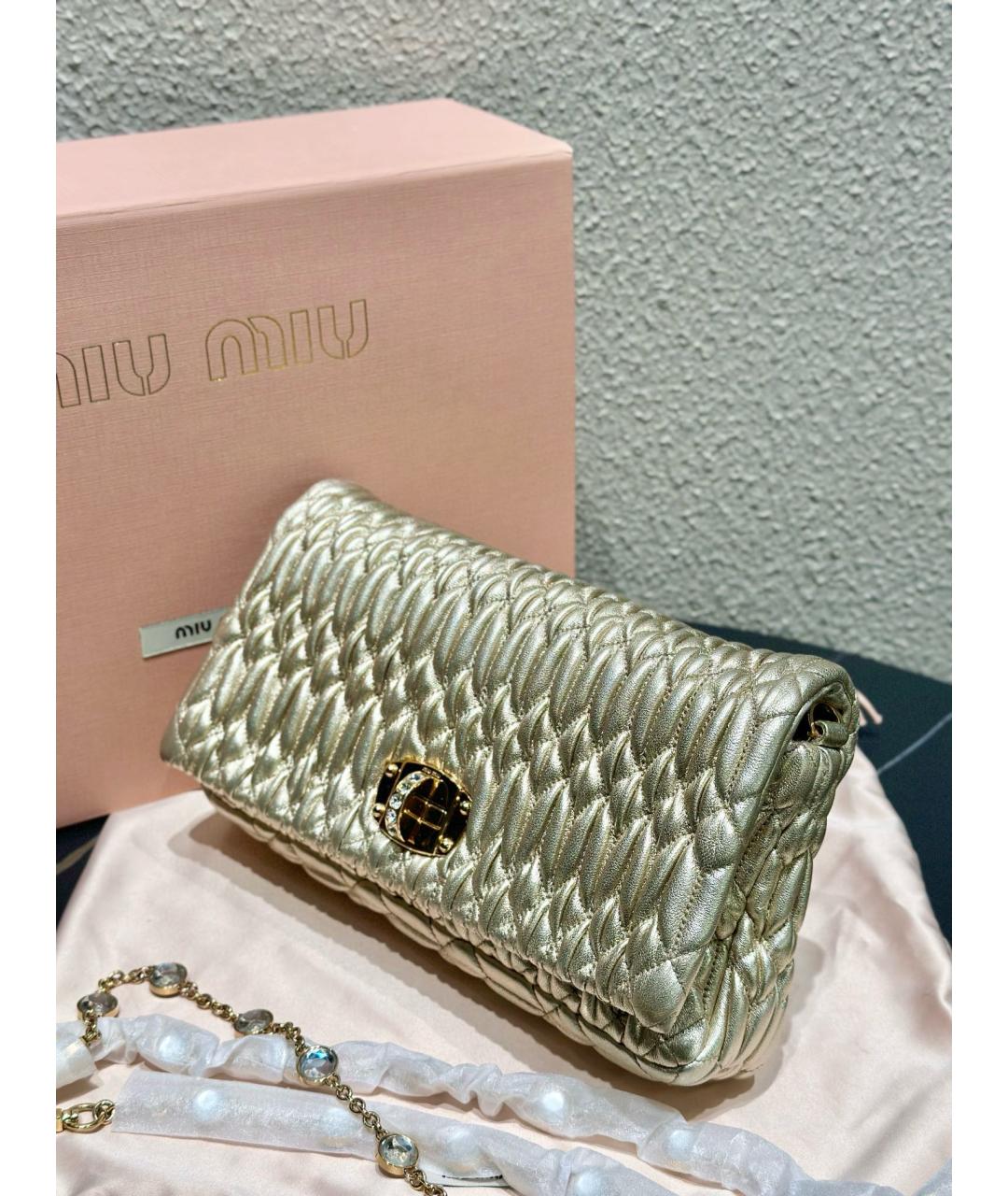 MIU MIU Золотая кожаная сумка через плечо, фото 4