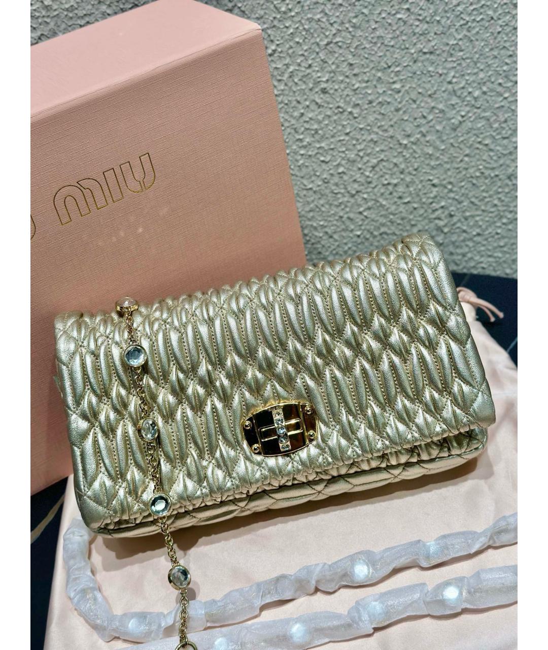 MIU MIU Золотая кожаная сумка через плечо, фото 2