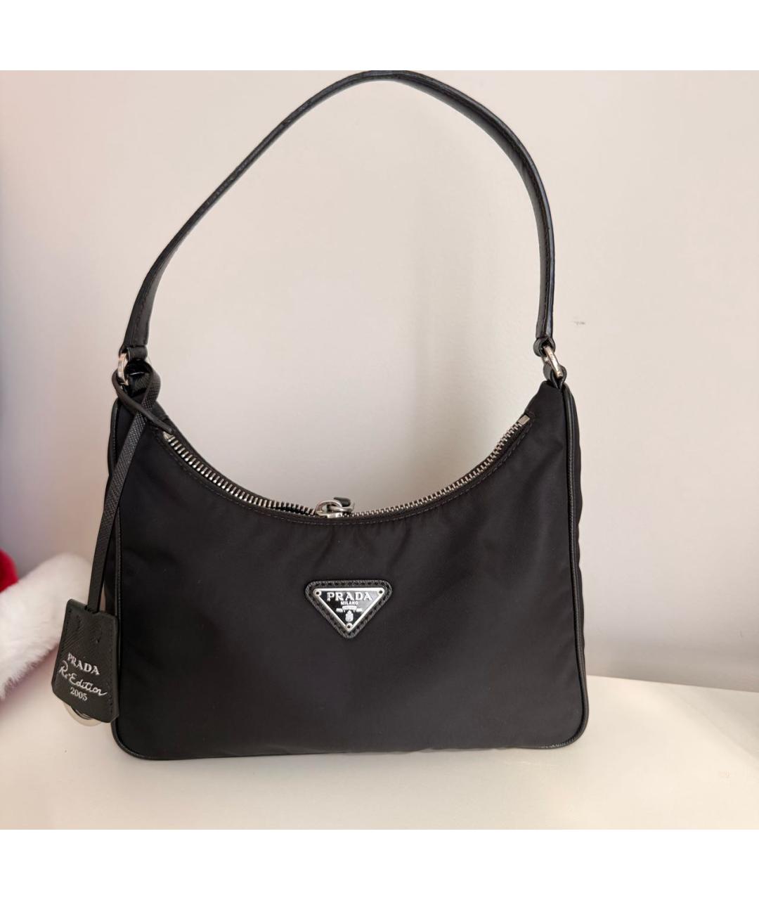PRADA Черная синтетическая сумка с короткими ручками, фото 8