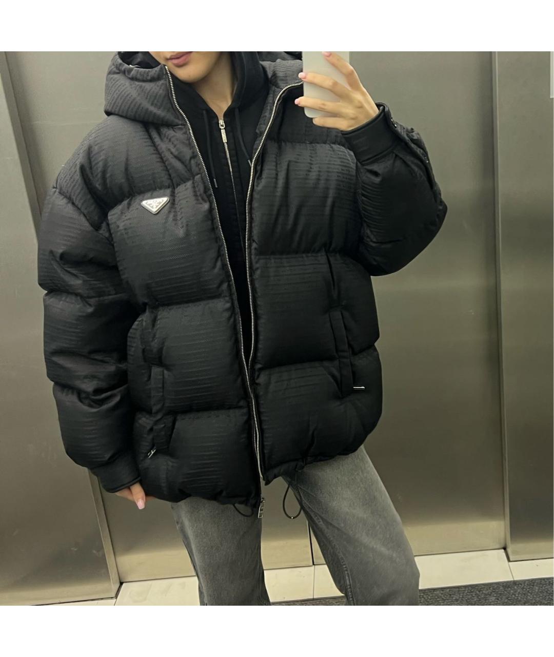 PRADA Черный полиамидовый пуховик, фото 3