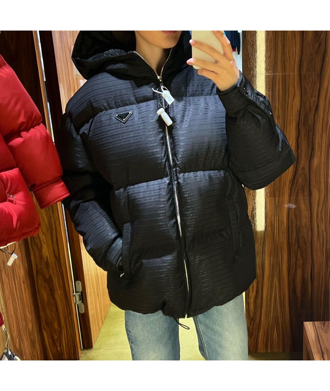 PRADA Черный полиамидовый пуховик, фото 2