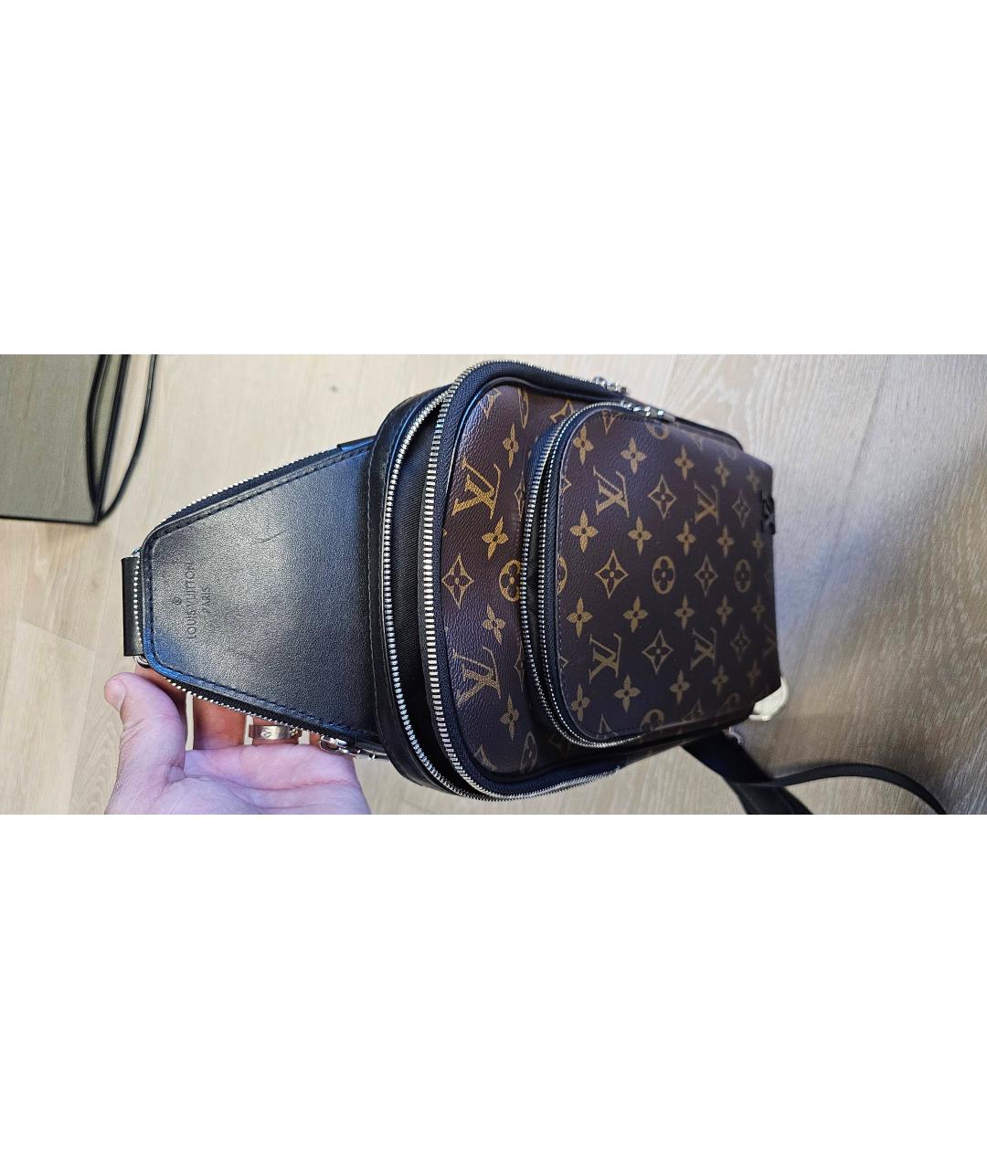 LOUIS VUITTON Коричневая кожаная сумка на плечо, фото 4