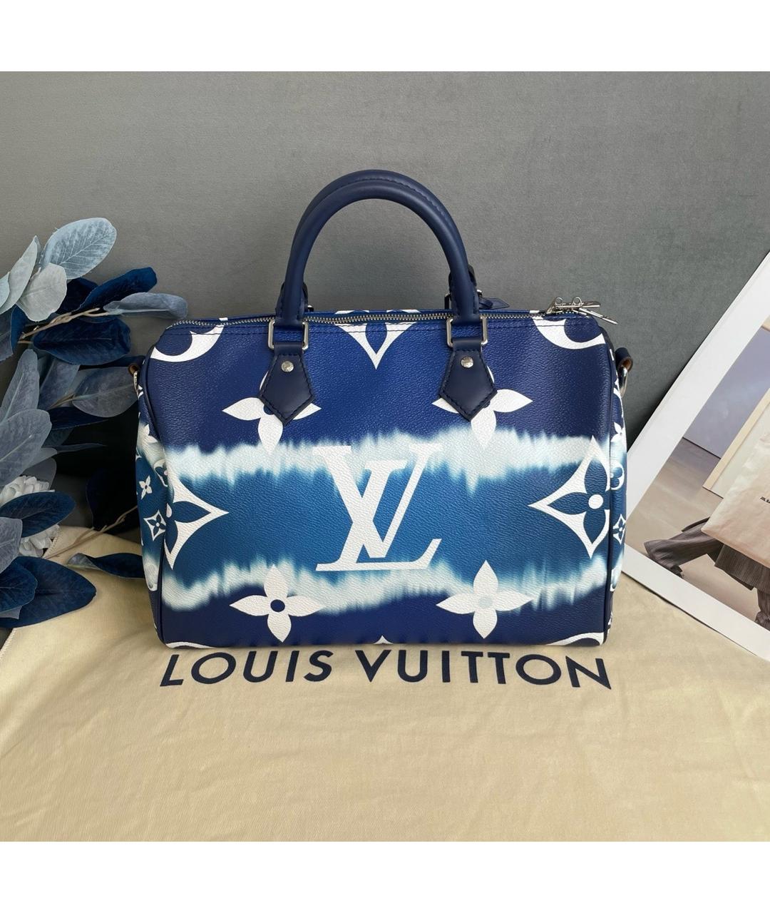 LOUIS VUITTON Голубая сумка через плечо из искусственной кожи, фото 3