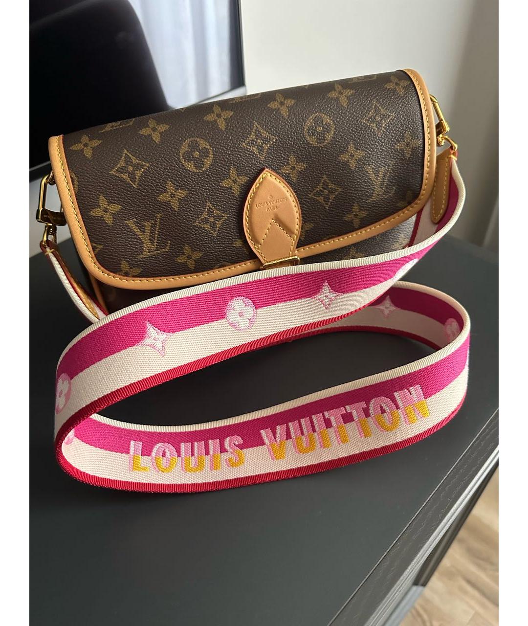 LOUIS VUITTON Коричневая сумка через плечо, фото 7