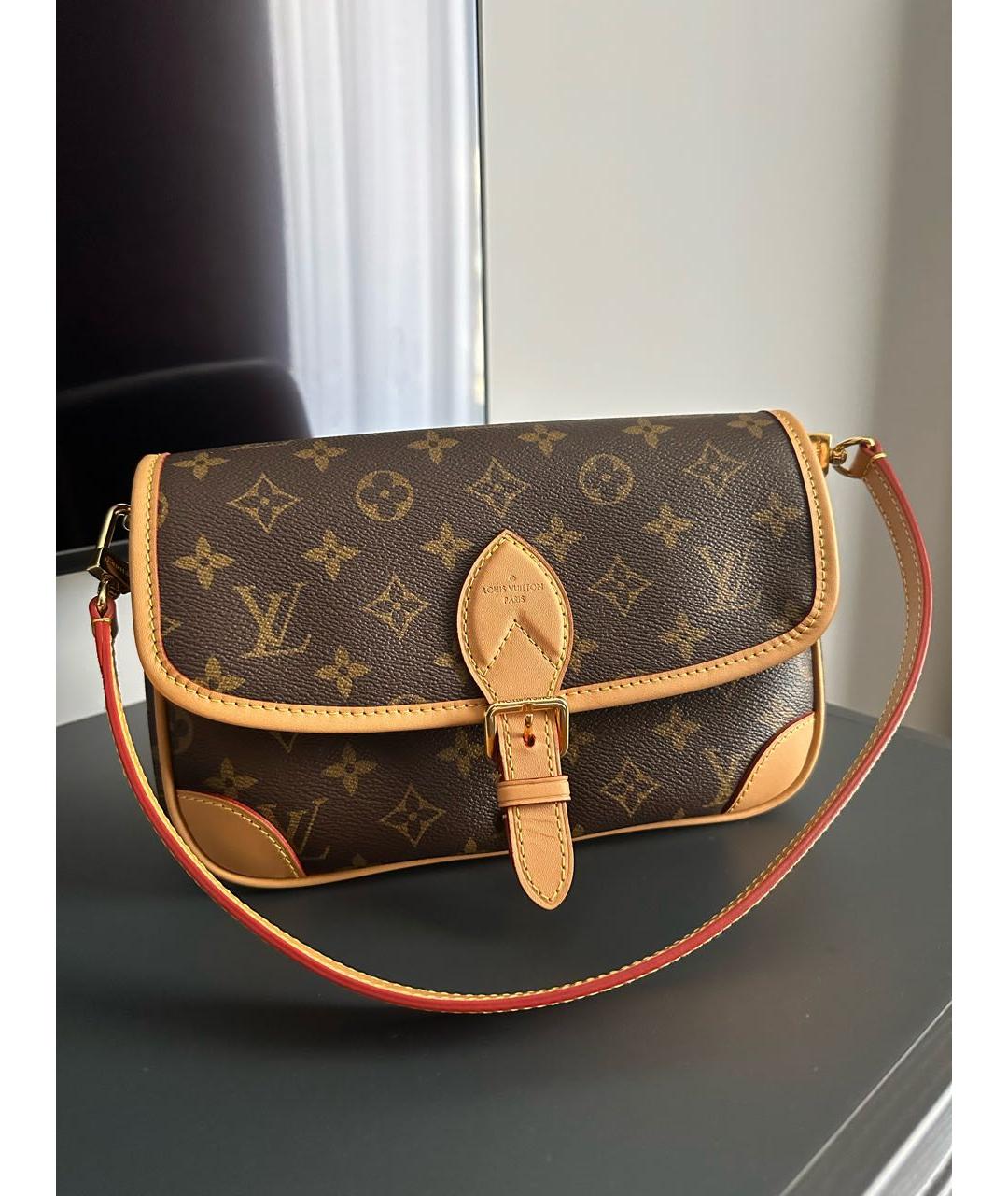 LOUIS VUITTON Коричневая сумка через плечо, фото 6