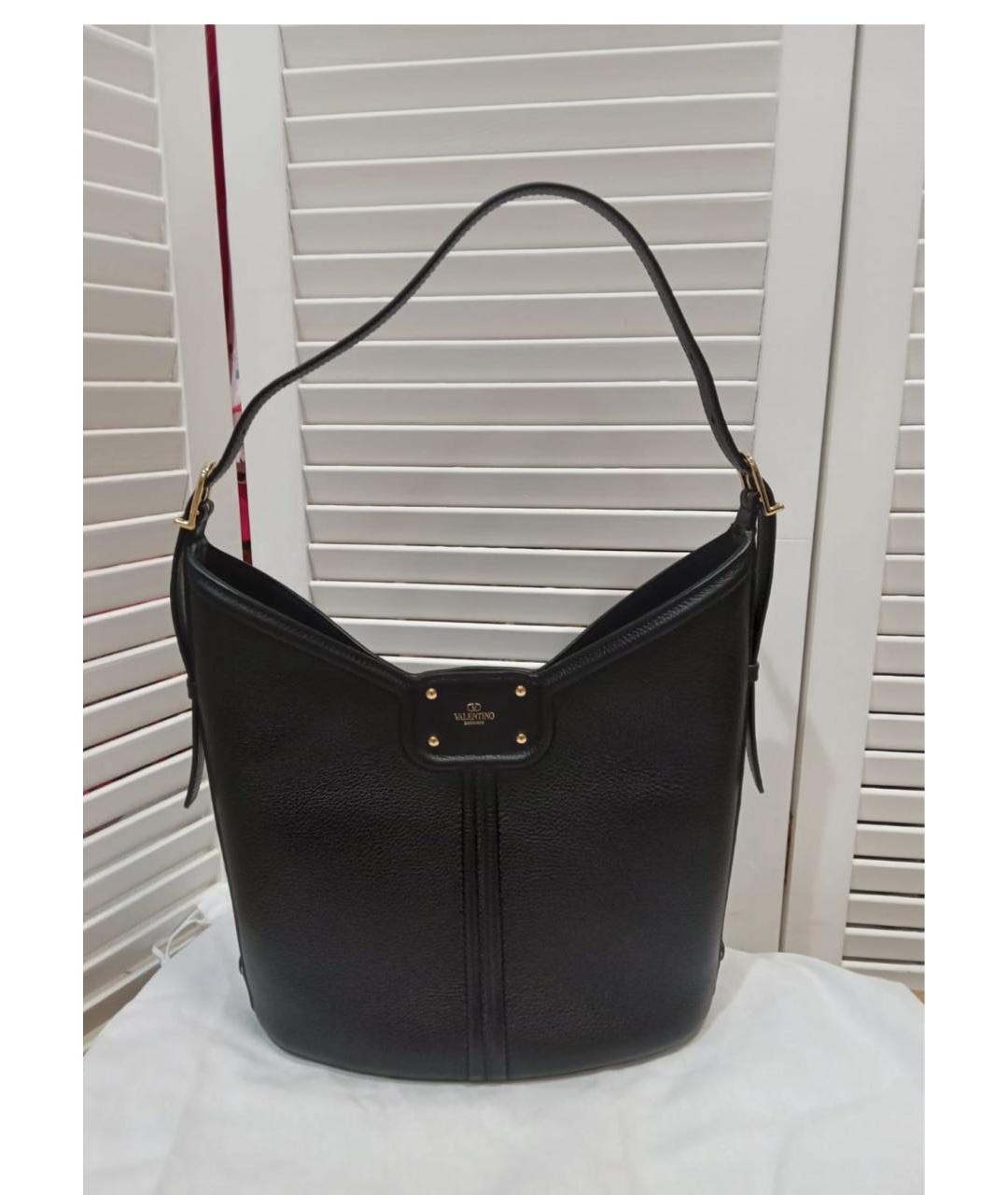 VALENTINO Черная кожаная сумка с короткими ручками, фото 6