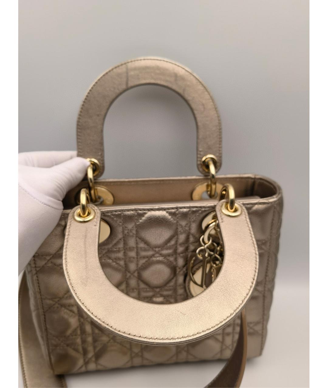 CHRISTIAN DIOR Золотая кожаная сумка с короткими ручками, фото 6