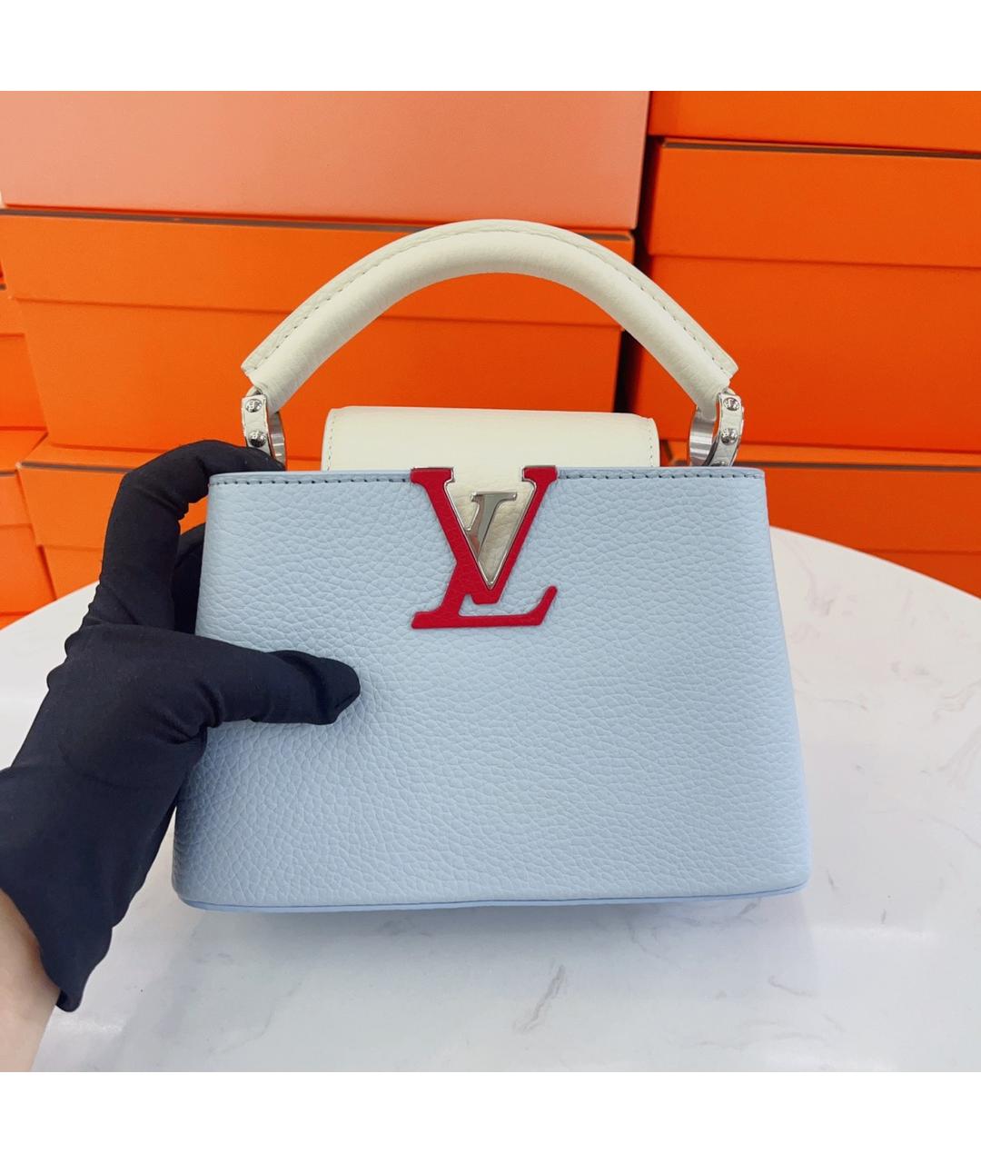 LOUIS VUITTON Голубая кожаная сумка с короткими ручками, фото 4