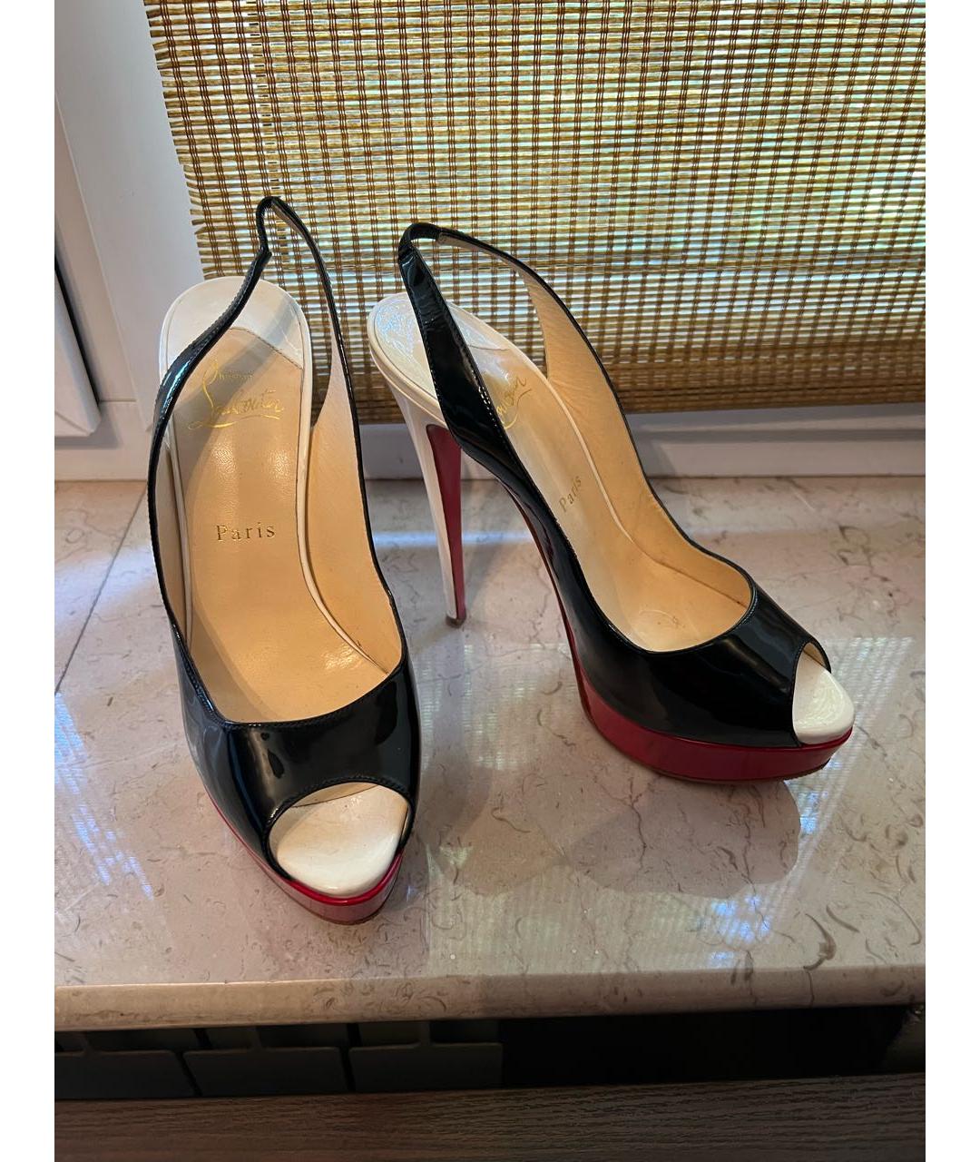 CHRISTIAN LOUBOUTIN Черные босоножки из лакированной кожи, фото 3