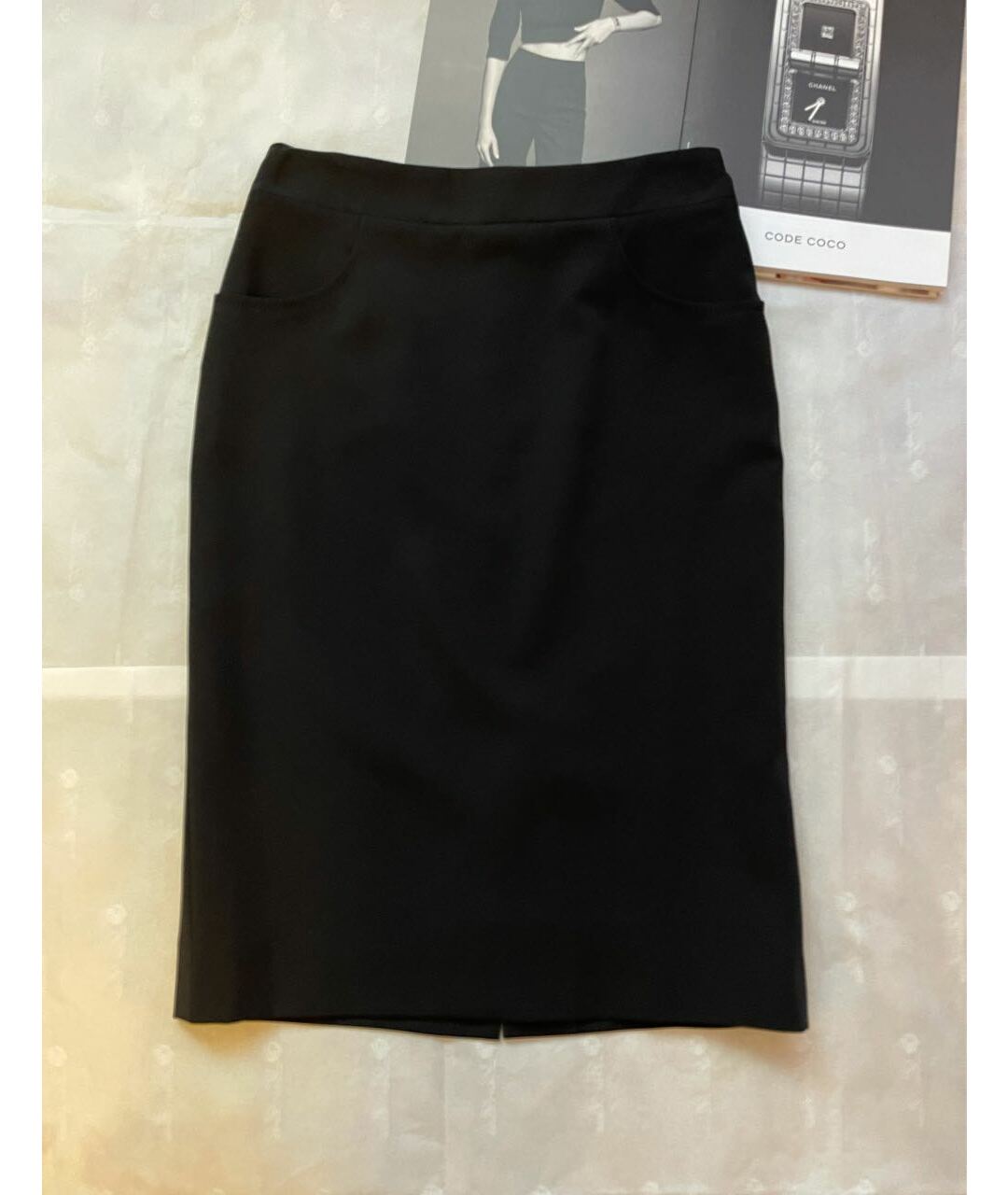 CHANEL PRE-OWNED Черная полиэстеровая юбка миди, фото 2